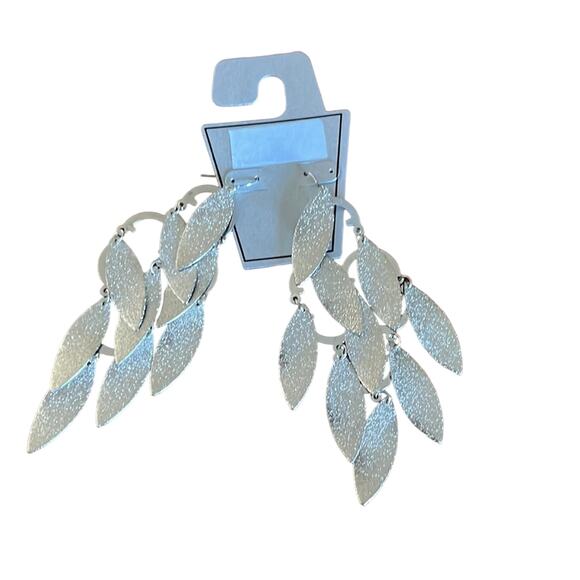 Silvertone Dangling Chandelier Earrings - Picture 3 of 4